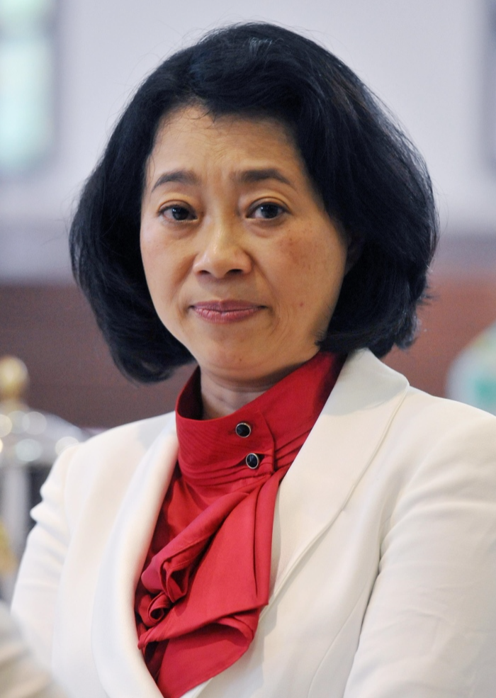Bà Đặng Thị Hoàng Yến rời ghế chủ tịch Tân Tạo - Ảnh 1.