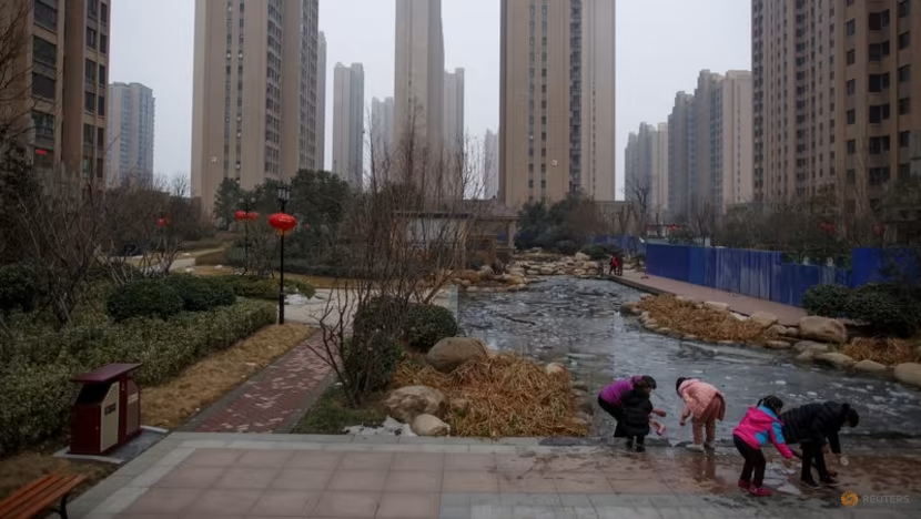  Trung Quốc: Giá nhà ở nhiều thành phố 'rẻ như bắp cải' - Ảnh 1.