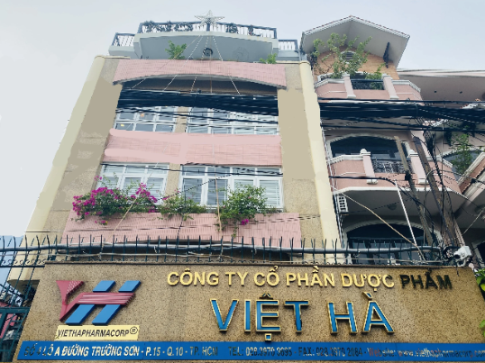 Công ty CP Dược phẩm Việt Hà bị xử phạt 100 triệu đồng vì không kê khai giá thuốc - Ảnh 1.