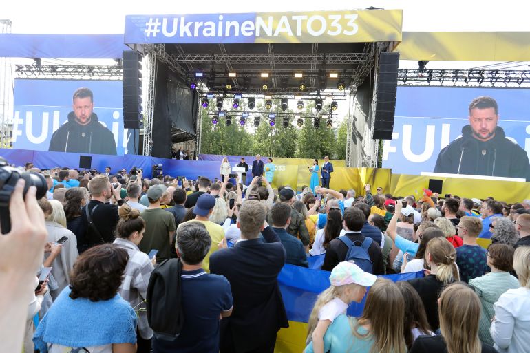 Cánh cửa gia nhập NATO của Ukraina đang hẹp dần - Ảnh 1.