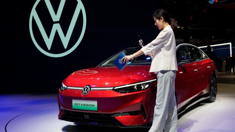 Doanh số xe hơi của Trung Quốc tăng 9,8% trong nửa đầu năm  - Ảnh 2.