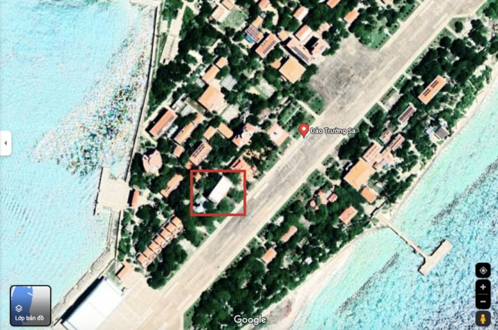 Ảnh vệ tinh Google Maps hiển thị lại cờ Việt Nam tại Trường Sa - Ảnh 2.