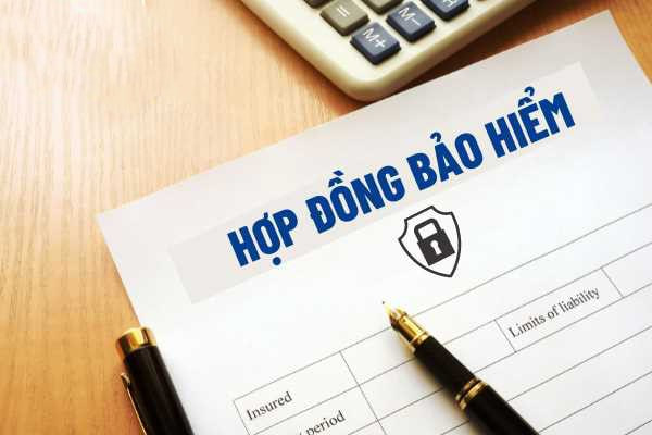 Thủ tướng Phạm Minh Chính chỉ đạo thanh kiểm tra hoạt động bán bảo hiểm qua ngân hàng - Ảnh 1.