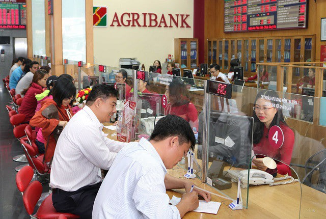 Lãi suất Agribank tháng 7/2023: Tiếp tục giảm tại nhiều kỳ hạn - Ảnh 1.