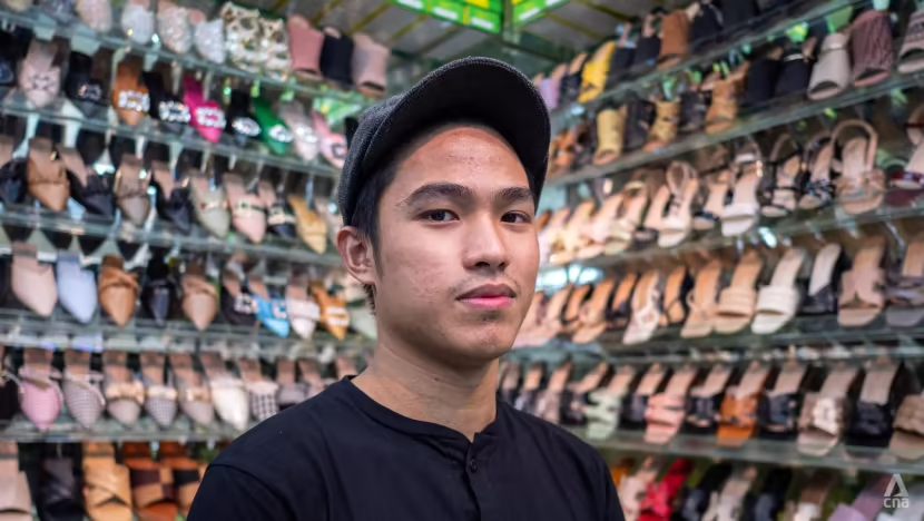 Bùng nổ thương mại điện tử khiến các trung tâm mua sắm của Indonesia gặp khó - Ảnh 3.