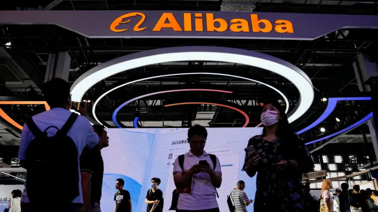 Alibaba báo mức tăng doanh thu tăng mạnh nhất kể từ tháng 9/2021 - Ảnh 1.