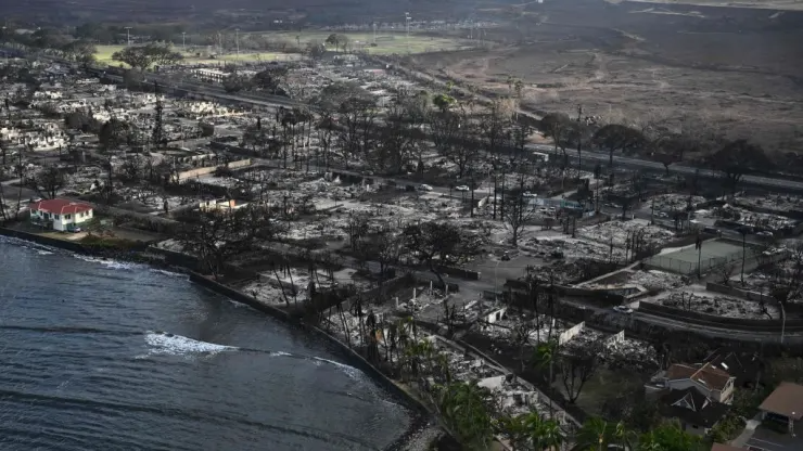 Cảnh tượng như ngày tận thế do cháy rừng thảm khốc ở Hawaii - Ảnh 12.