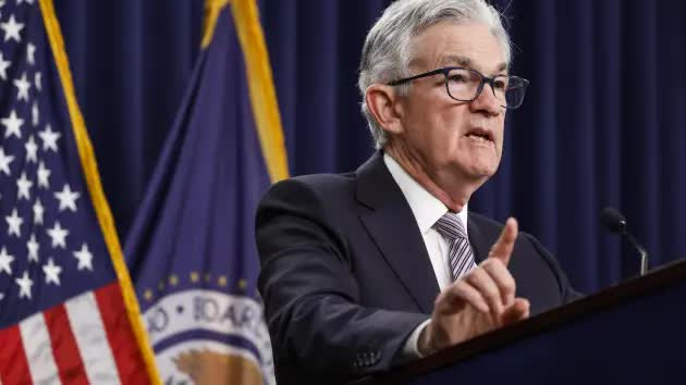Chủ tịch Powell cảnh báo: 'Fed sẵn sàng tăng lãi suất hơn nữa' vì lạm phát còn 'quá cao' - Ảnh 1.