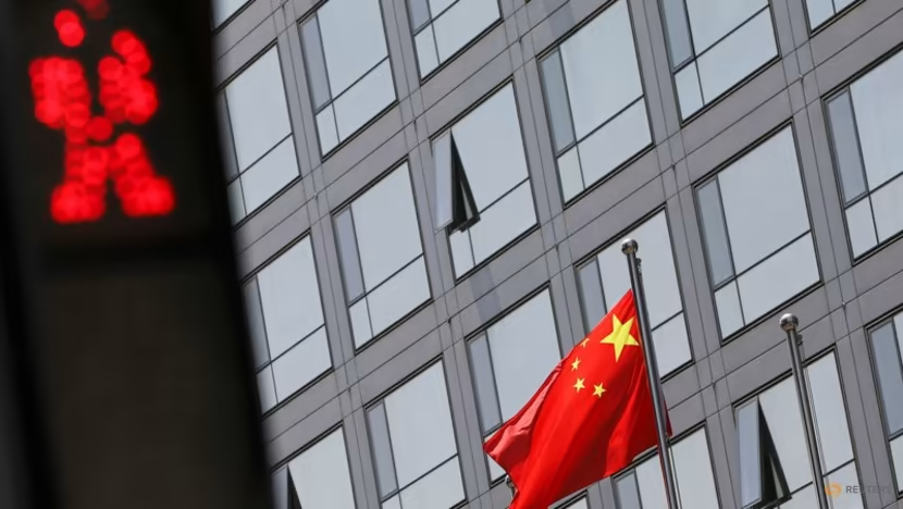 Trung Quốc phê duyệt 37 quỹ bán lẻ giúp vực dậy thị trường - Ảnh 1.