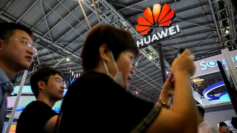 Cổ phiếu ngành chip Trung Quốc tăng giá sau khi Huawei ra mắt điện thoại mới - Ảnh 1.