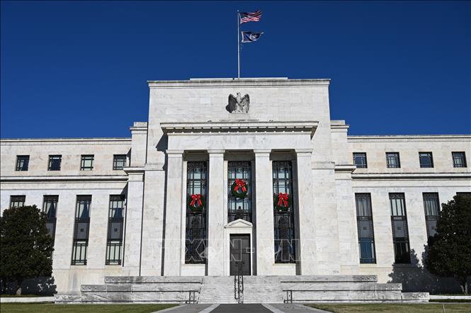 Các quan chức Fed để ngỏ khả năng tiếp tục tăng lãi suất - Ảnh 1.