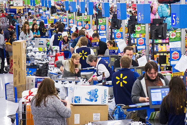 Walmart cắt giảm lương khởi điểm nhân viên mới - Ảnh 3.