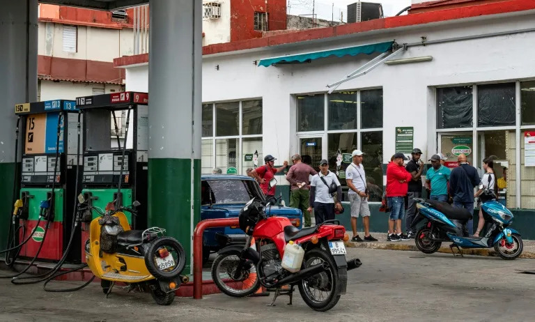 Cuba tăng giá nhiên liệu 500% trong bối cảnh khủng hoảng kinh tế- Ảnh 1.