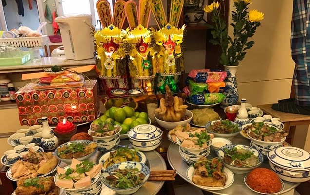 Tổng hợp các phong tục truyền thống trong ngày Tết cổ truyền của người Việt- Ảnh 1.