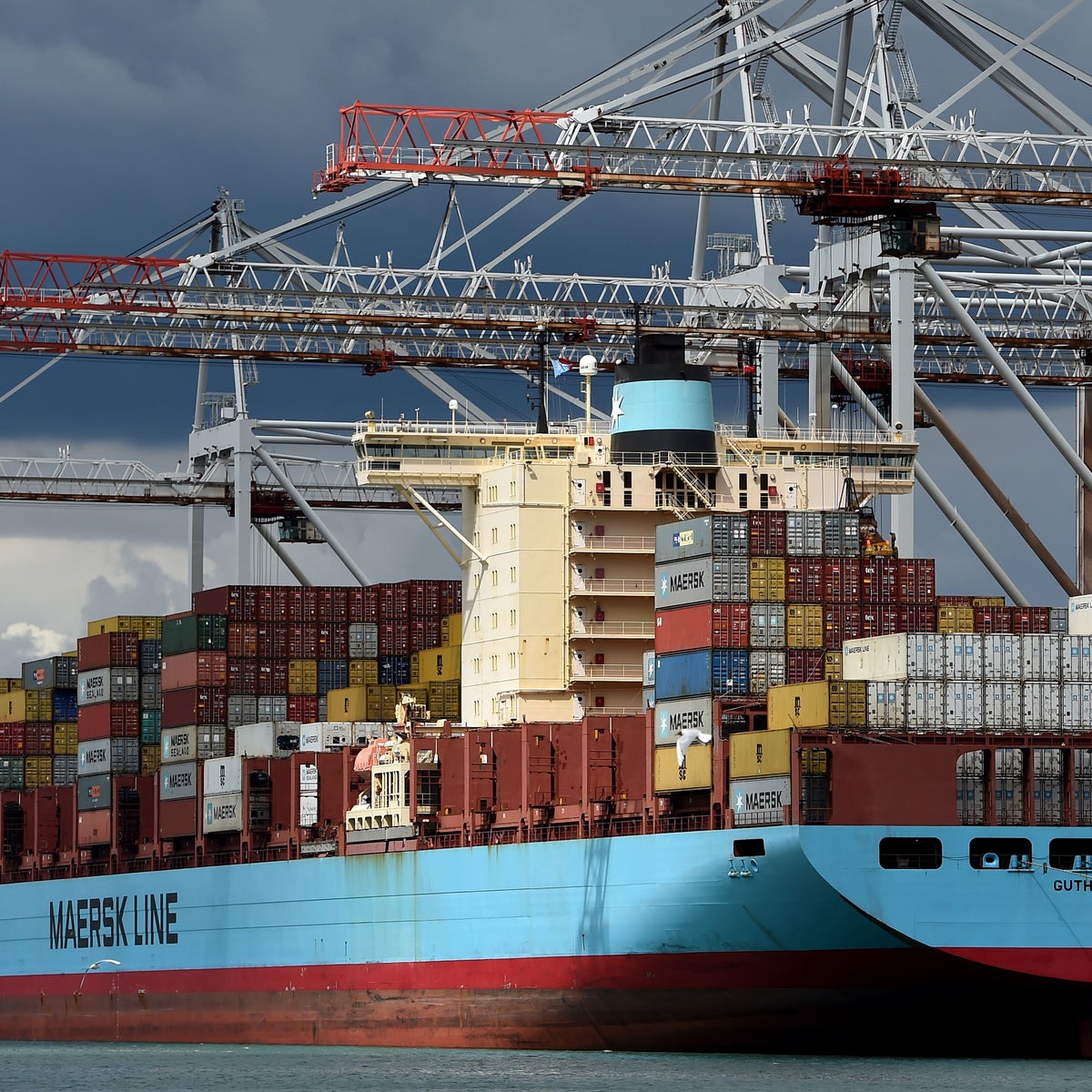 Giá cước vận tải container tăng vọt do lo ngại căng thẳng Biển Đỏ kéo dài