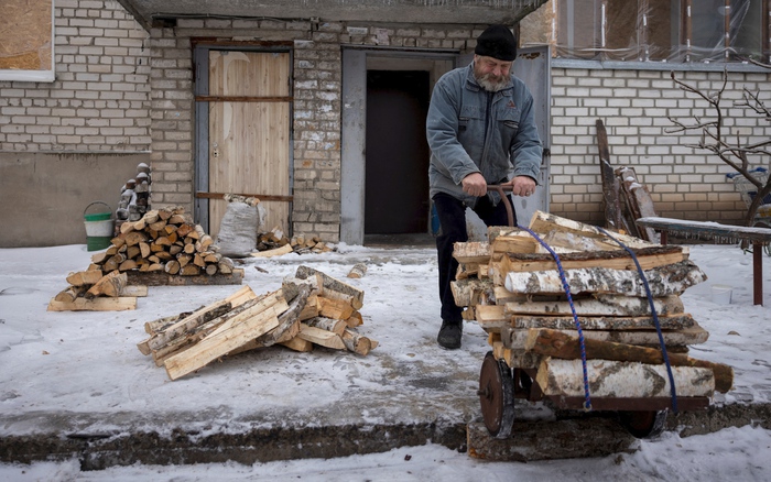 Hơn 1.000 thị trấn Ukraina mất điện do mùa đông khắc nghiệt- Ảnh 2.