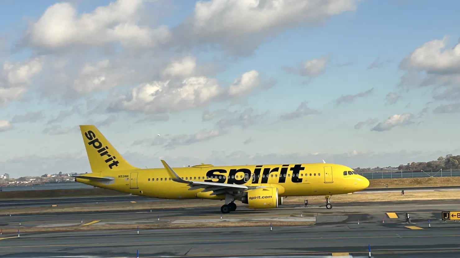 Biểu tượng du lịch giá rẻ Spirit Airlines nộp đơn xin phá sản sau nhiều năm thua lỗ- Ảnh 2.