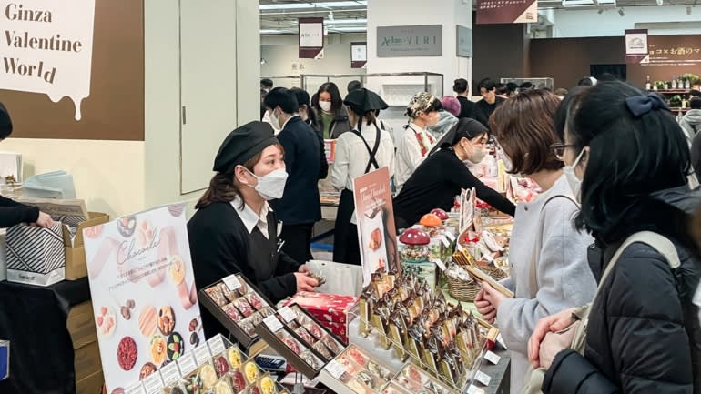 Nữ giới Nhật Bản tự tặng sôcôla cho mình dịp Valentine, nhiều gấp 3 lần mua cho bạn trai- Ảnh 3.