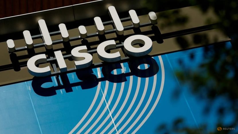 Cisco sa thải 4.000 lao động, hạ dự báo doanh thu hàng năm- Ảnh 1.