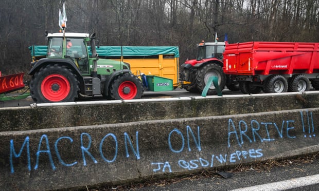 Nông dân biểu tình khắp châu Âu, phản đối nông sản nhập khẩu giá rẻ- Ảnh 4.