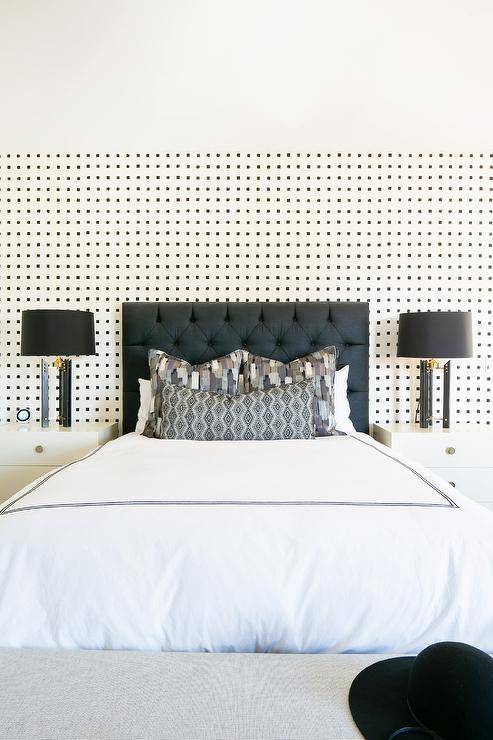 Ý tưởng phòng ngủ màu đen và trắng hoàn hảo cho không gian sắc sảo hiện đại- Ảnh 5.