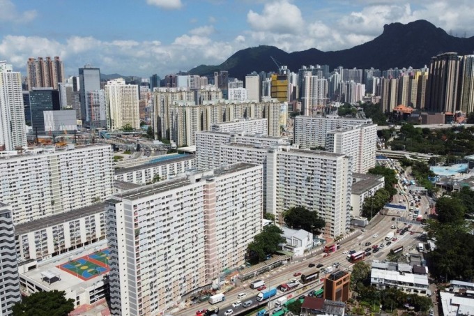 Hồng Kông bỏ toàn bộ hạn chế với người mua nhà để vực dậy kinh tế- Ảnh 1.