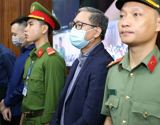 Vợ ông Nguyễn Cao Trí cam kết trả đủ 1.000 tỷ đồng cho Trương Mỹ Lan trước khi toà tuyên án- Ảnh 1.