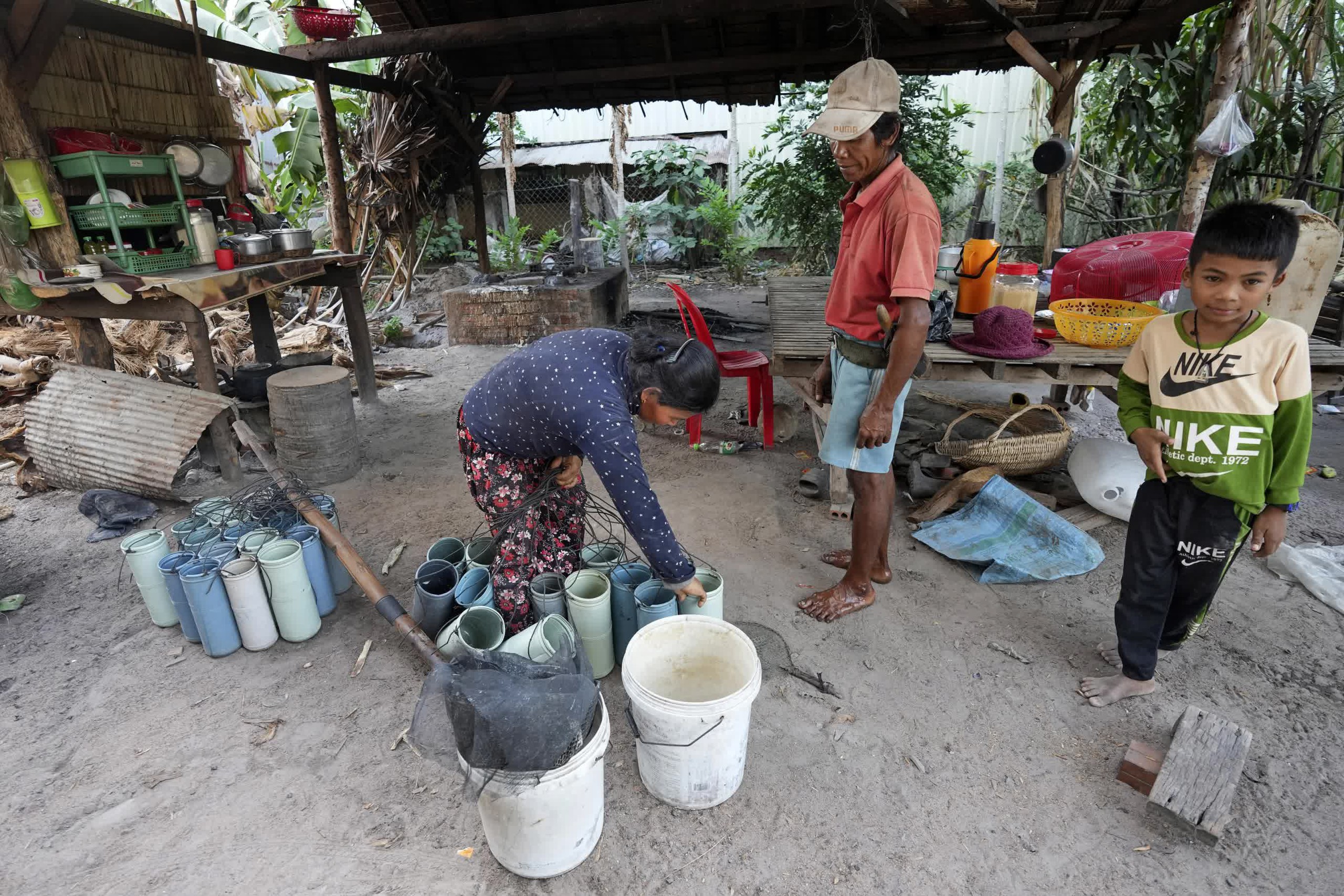 Mồ hôi đắng chát với nghề làm đường thốt nốt của người dân Campuchia- Ảnh 8.