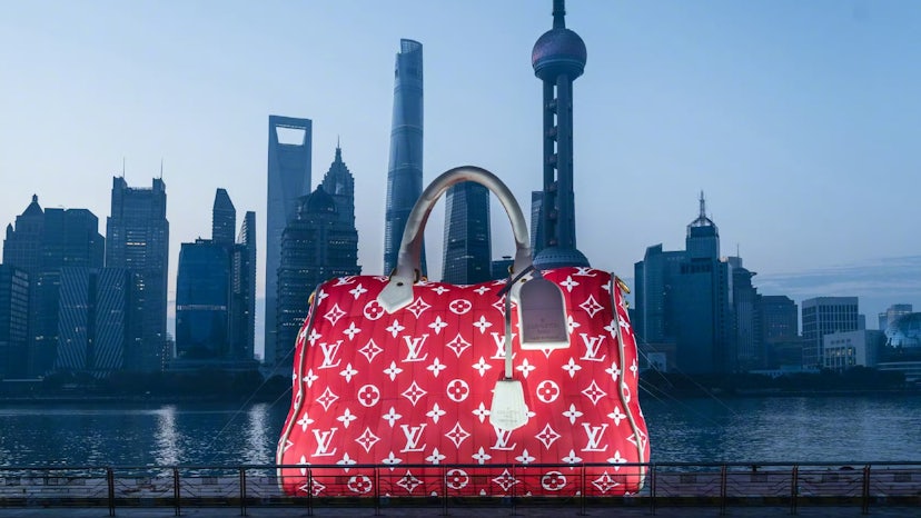Hermès, Chanel, LV vẫn tăng giá tại Trung Quốc bất chấp kinh tế trì trệ- Ảnh 2.