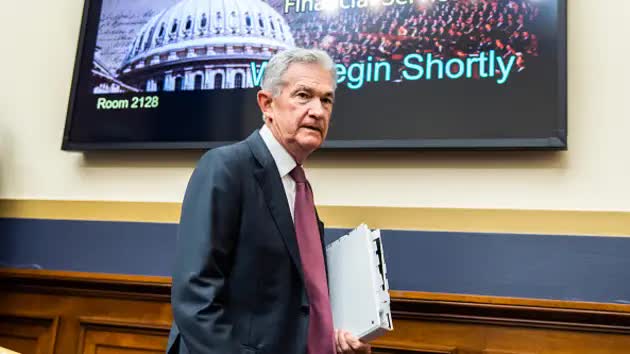 Ông Powell khẳng định: 'Fed chưa sẵn sàng cắt giảm lãi suất' - Ảnh 1.
