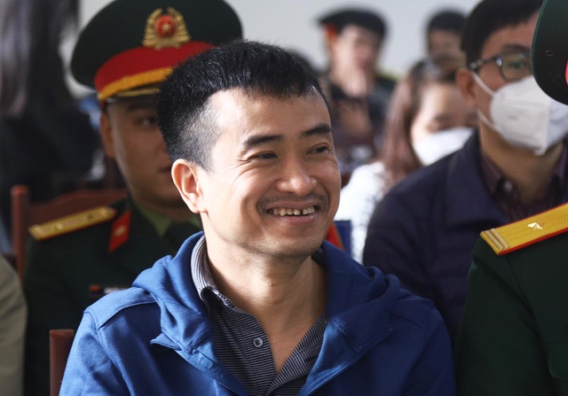 Nhận 'hoa hồng' từ Việt Á, 2 cựu sếp CDC Hà Nội được hưởng án treo - Ảnh 2.