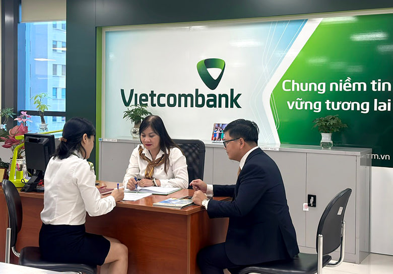 Lãi suất Vietcombank tháng 3/2024: Duy trì ổn định- Ảnh 1.