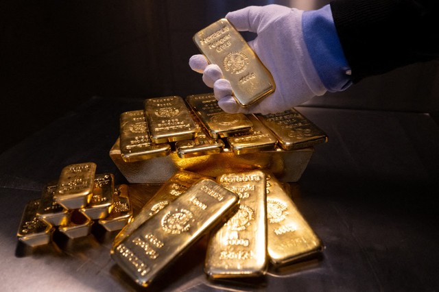 Lý do giá vàng thế giới tăng chóng mặt, có thể lên 2.500 USD?- Ảnh 5.