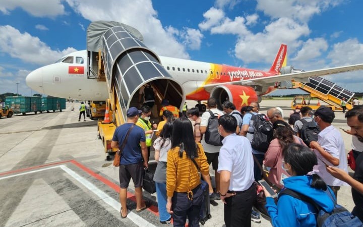 Vietjet tăng chuyến bay, giảm nhiệt giá vé máy bay dịp lễ