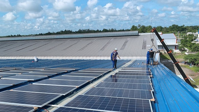 Đề xuất miễn giấy phép hoạt động điện lực cho điện mặt trời mái nhà- Ảnh 1.