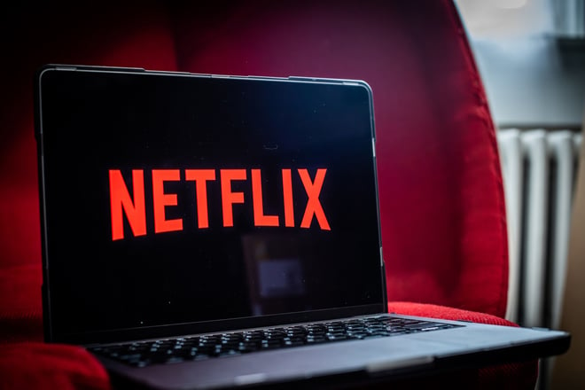 Netflix thêm 9,33 triệu khách hàng, cho biết mức tăng sẽ chậm lại- Ảnh 1.