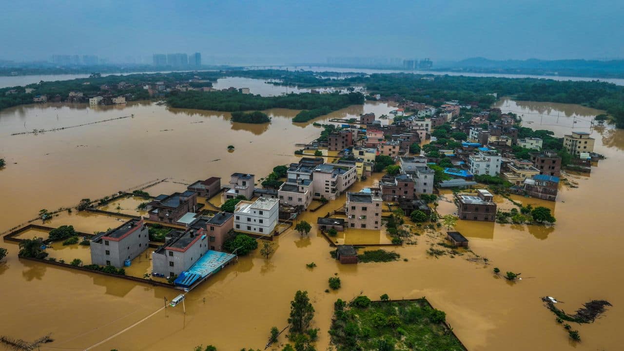 Châu Á chịu ảnh hưởng nặng nề nhất bởi thảm họa khí hậu và thời tiết trong năm 2023- Ảnh 1.