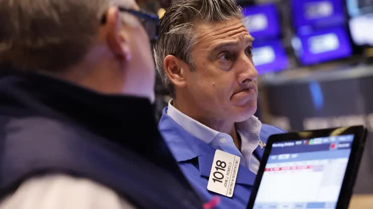 Dow Jones giảm phiên thứ 4 liên tiếp, sụt mạnh nhất kể từ tháng 3/2023- Ảnh 1.