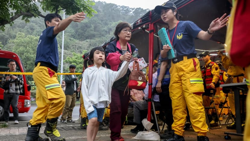 Hơn 600 người vẫn mắc kẹt sau động đất ở Đài Loan (Trung Quốc)- Ảnh 3.