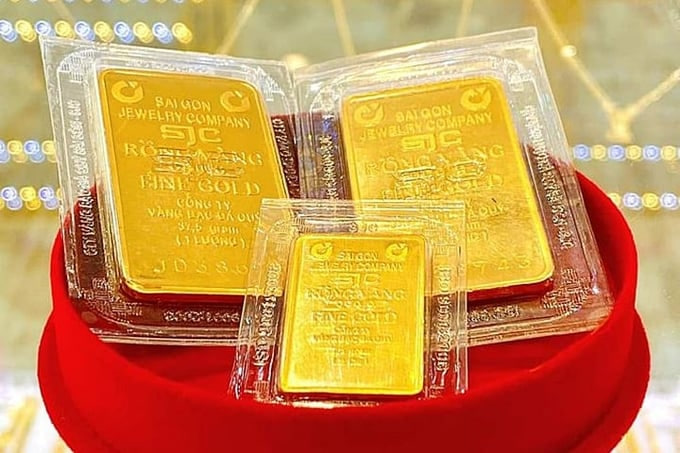 Giá vàng tăng phi mã, chạm mốc 92 triệu đồng/lượng- Ảnh 1.