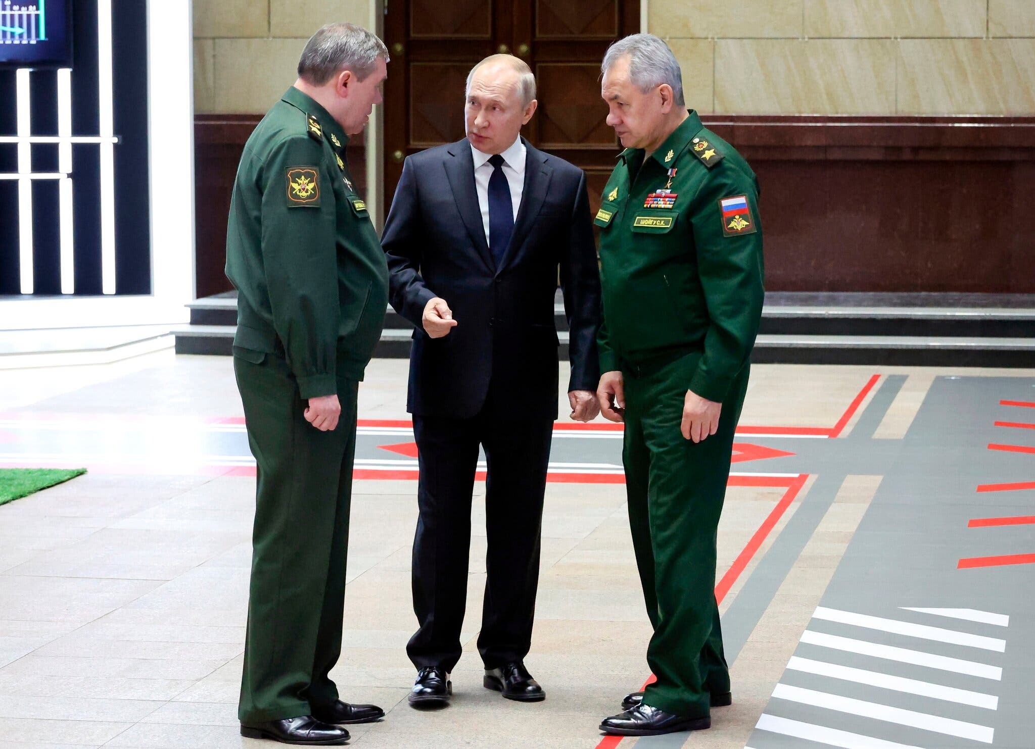 Vì sao Tổng thống Putin thay thế Bộ trưởng Quốc phòng Nga?- Ảnh 3.