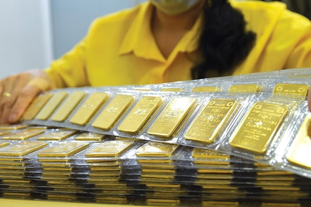 TP.HCM khuyến cáo người dân chỉ thực hiện mua bán vàng miếng SJC tại nơi được cấp phép- Ảnh 1.
