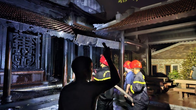 Ngôi chùa nổi tiếng ở Huế cháy dữ dội trong đêm- Ảnh 4.