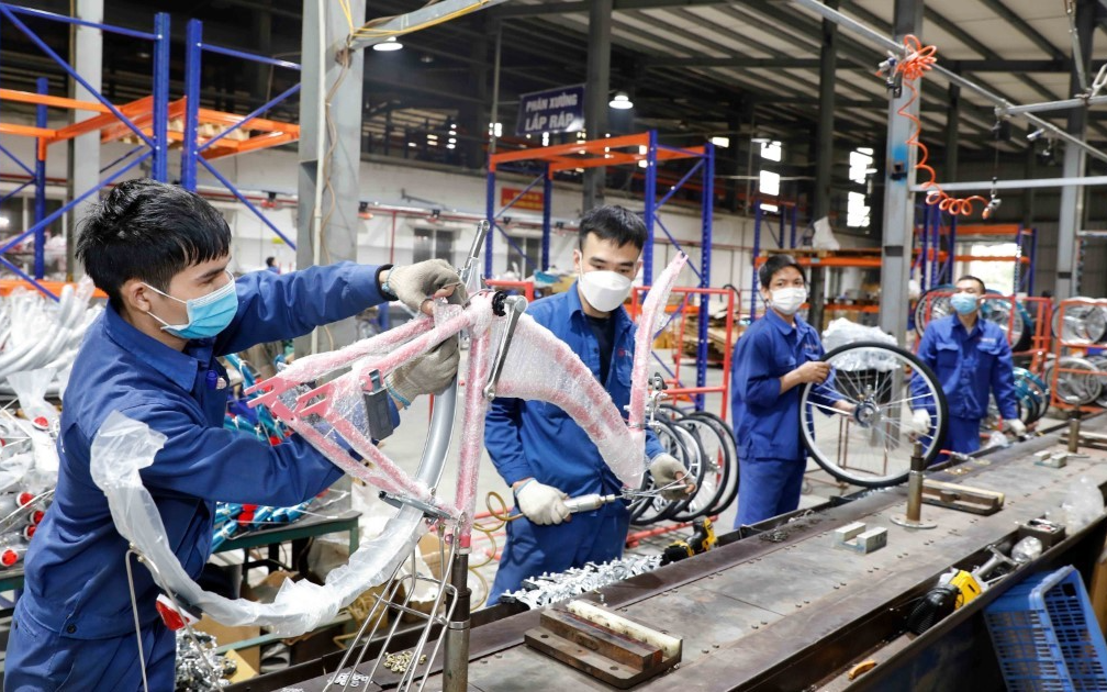 IMF: Tăng trưởng GDP Việt Nam đạt gần 6% trong năm 2024