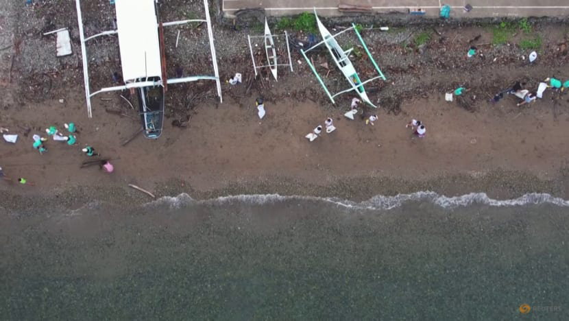 Philippines: Một thị trấn đổi rác lấy gạo để làm sạch bãi biển- Ảnh 1.