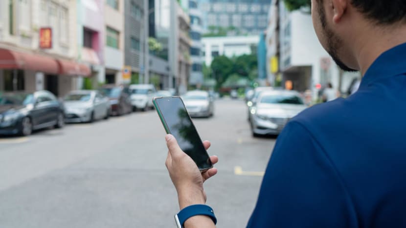 Singapore: Tài xế Grab, Gojek than trời vì giảm thu nhập, Grab cho biết sự sụt giảm là 'theo mùa'- Ảnh 2.