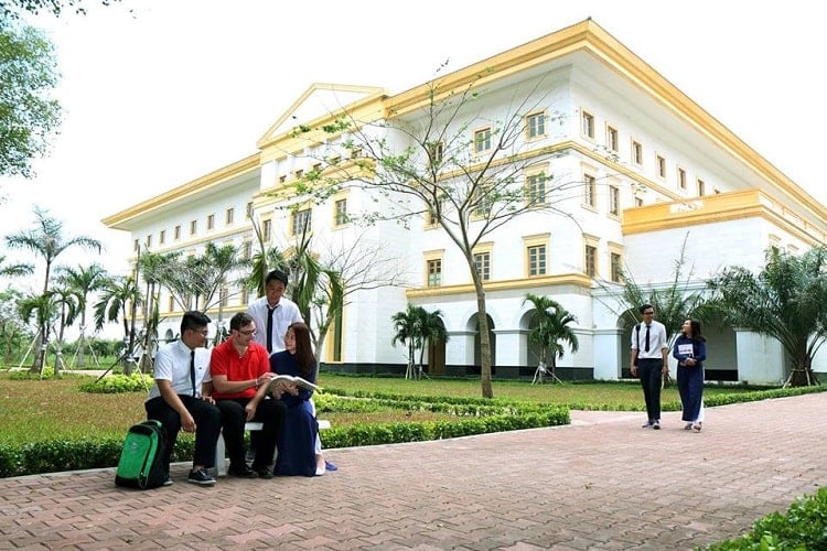 Top 10 trường đại học có học phí cao nhất Việt Nam- Ảnh 10.