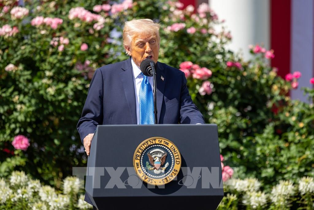 Tổng thống Trump đề xuất áp thuế 50% đối với EU và 25% đối với Apple- Ảnh 1. Tổng thống Trump đề xuất áp thuế 50% đối với EU và 25% đối với Apple- Ảnh 1.