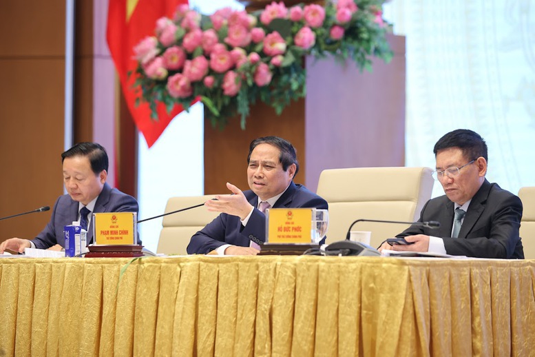 Thủ tướng: Giải quyết xong các yêu cầu, khó khăn của doanh nghiệp trong vòng 2 tuần- Ảnh 6. Thủ tướng: Giải quyết xong các yêu cầu, khó khăn của doanh nghiệp trong vòng 2 tuần- Ảnh 6.