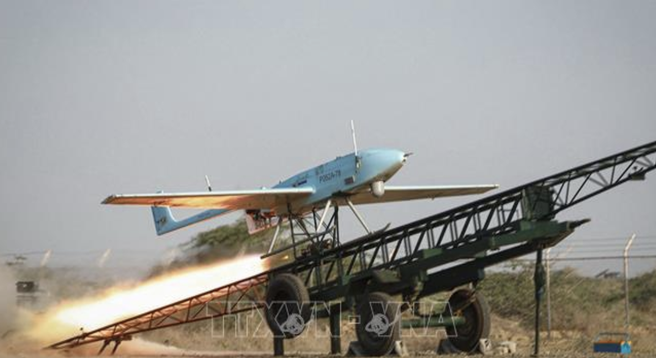 Iran ồ ạt phóng UAV trả đũa Israel; Jordan đánh chặn một số UAV xâm nhập không phận- Ảnh 1. Iran ồ ạt phóng UAV trả đũa Israel; Jordan đánh chặn một số UAV xâm nhập không phận- Ảnh 1.